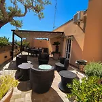 Habitat's Colosseum-monti 4br Penthouse With Terrace *