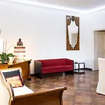 Habitat's Colosseum-monti 4br Penthouse With Terrace *