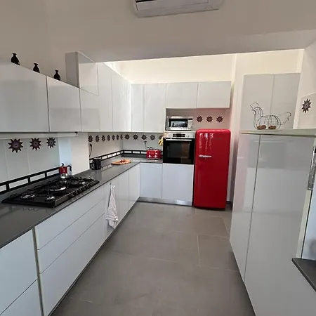 Habitat's Colosseum-monti 3br Penthouse With Terrace * Rome
