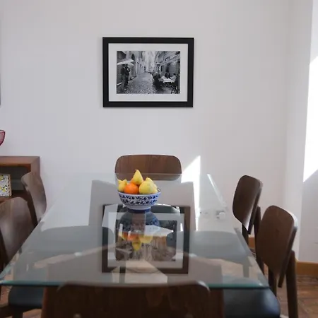 Habitat's Colosseum-monti 3br Penthouse With Terrace