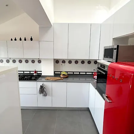 Habitat's Colosseum-monti 3br Penthouse With Terrace Appartement Rome