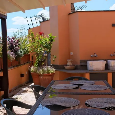 Habitat's Colosseum-monti 3br Penthouse With Terrace Rome